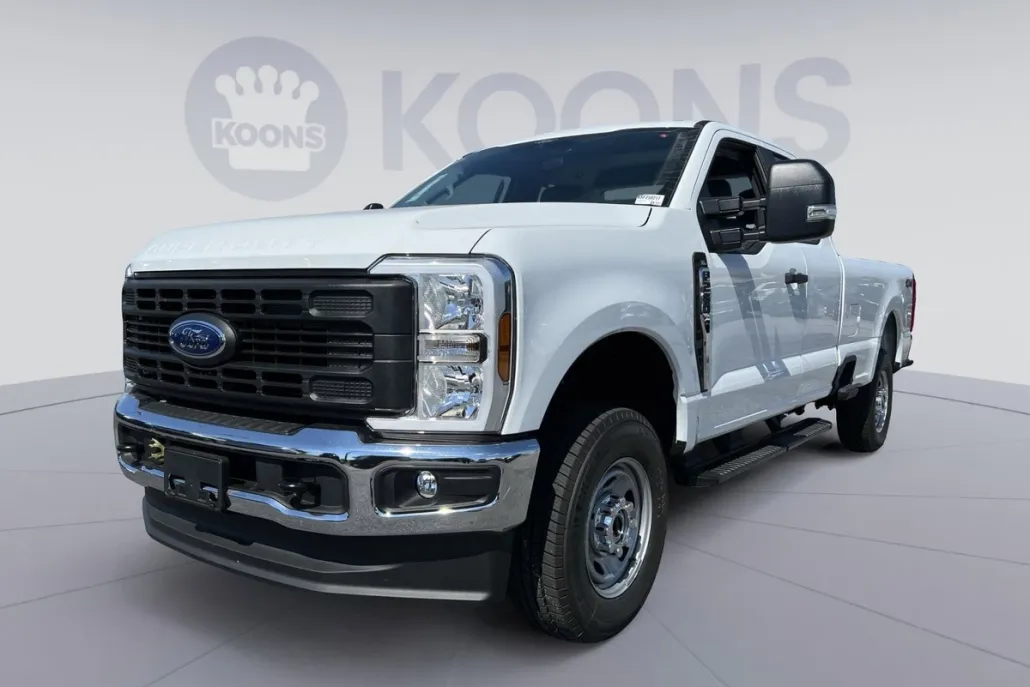 2025 Ford F-250 photo 1