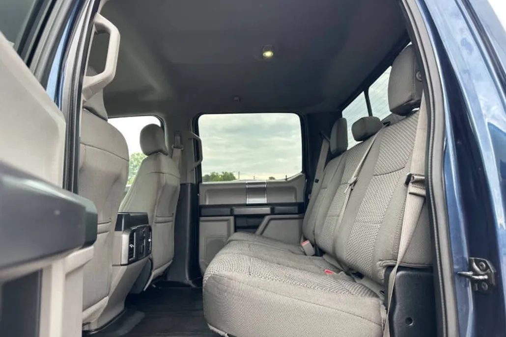 2015 Ford F-150 XLT photo 1