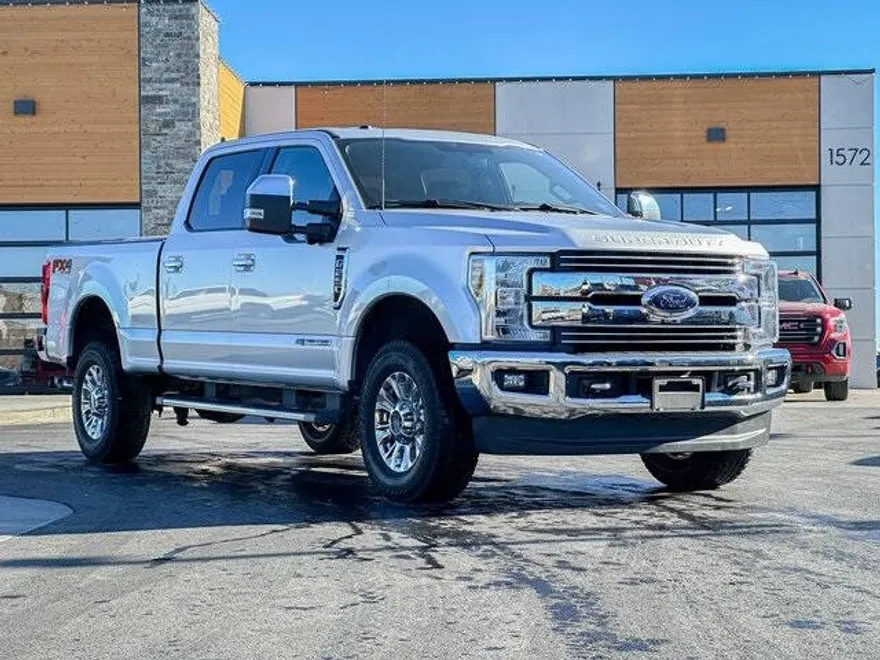 2018 Ford F-250 Lariat photo 1