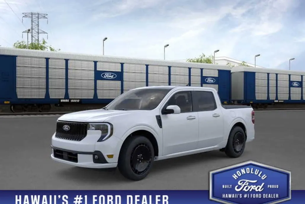 2025 Ford Maverick photo 1