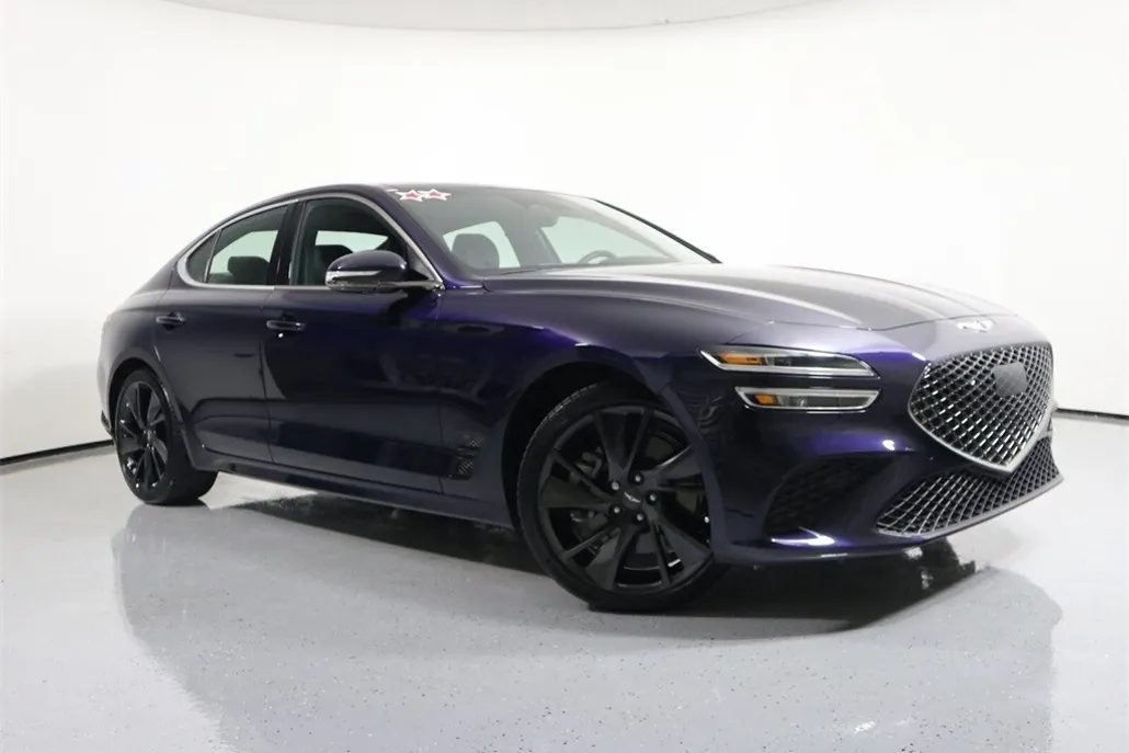 2023 Genesis G70 3.3T photo 1