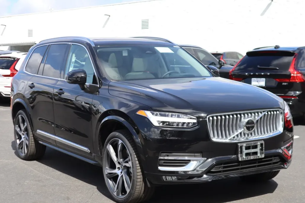 2024 Volvo XC90 Ultimate photo 1