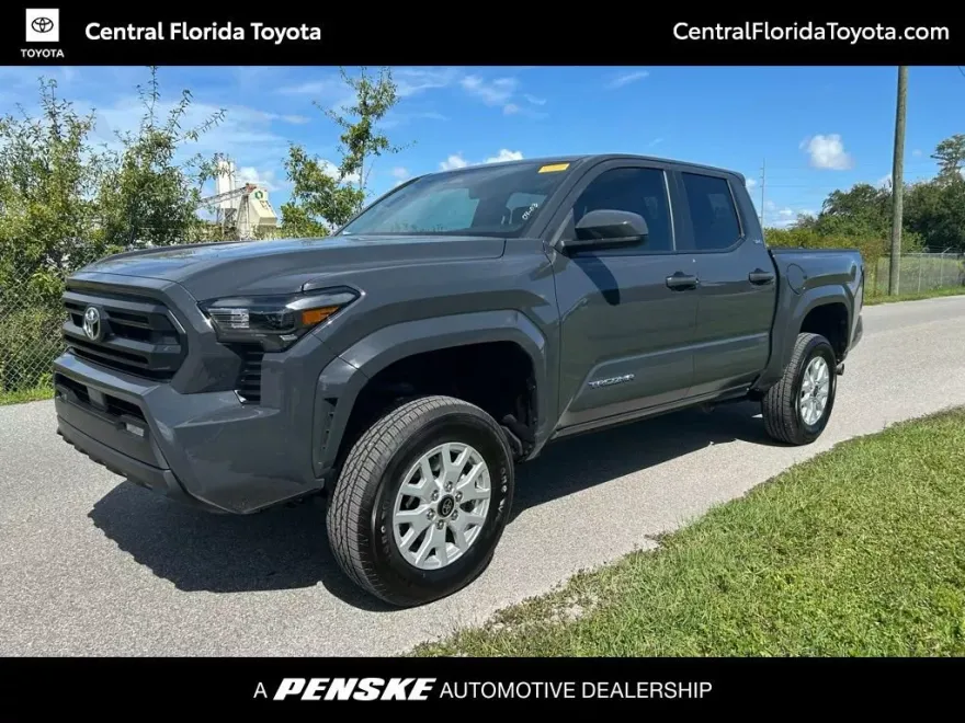 2024 Toyota Tacoma SR5 photo 1