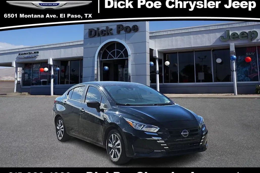 2023 Nissan Versa 1.6 SV photo 1