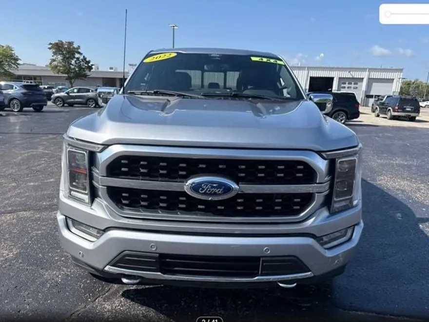 2022 Ford F-150 Platinum photo 1