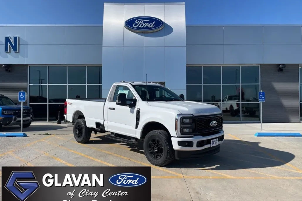 2025 Ford F-350 photo 1