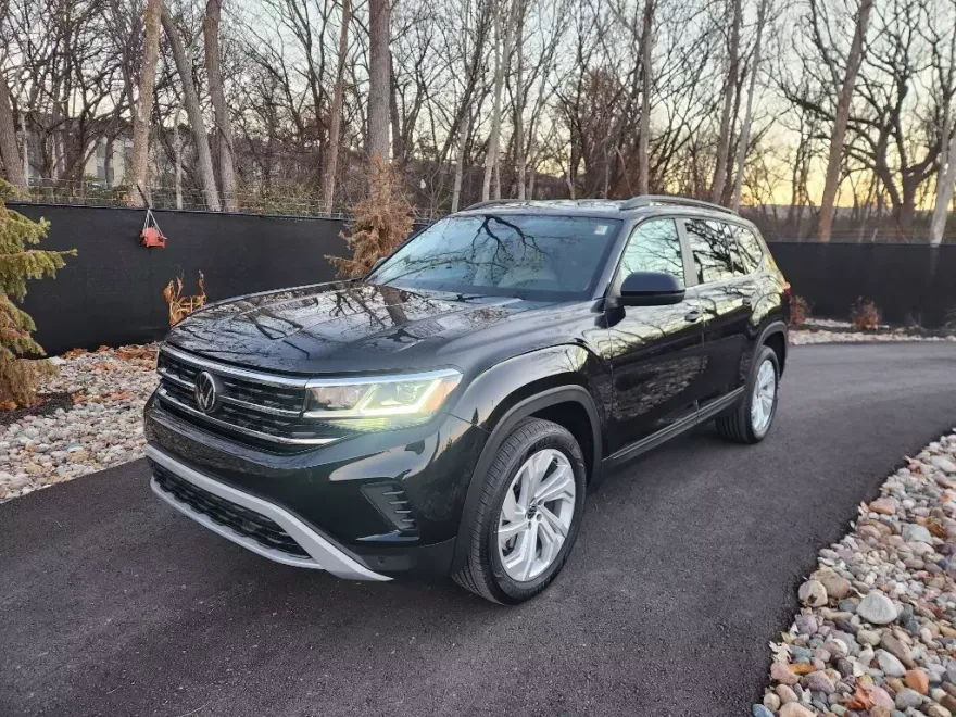 2023 Volkswagen Atlas V6 SE Technology photo 1