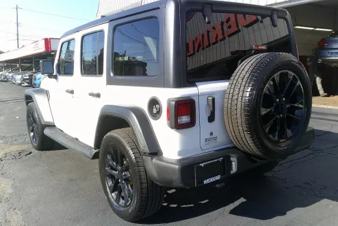 2018 Jeep Wrangler Unlimited Sport S photo 2