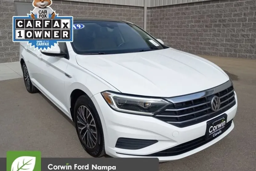 2019 Volkswagen Jetta SEL photo 1