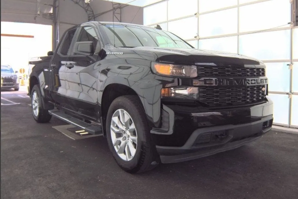 2021 Chevrolet Silverado 1500 Custom photo 1
