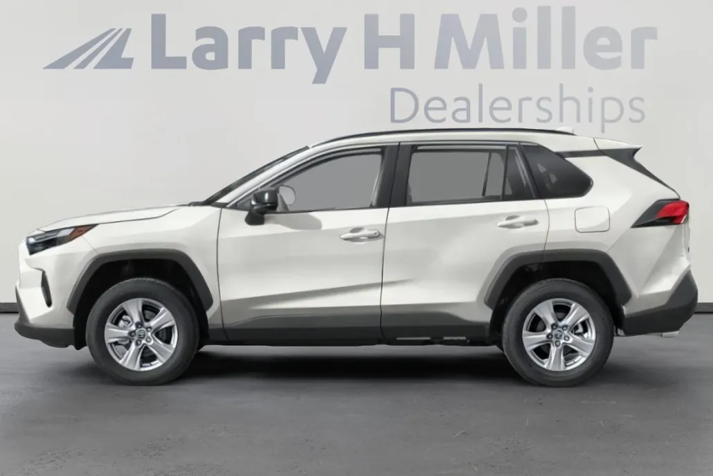 2024 Toyota RAV4 Hybrid LE photo 1