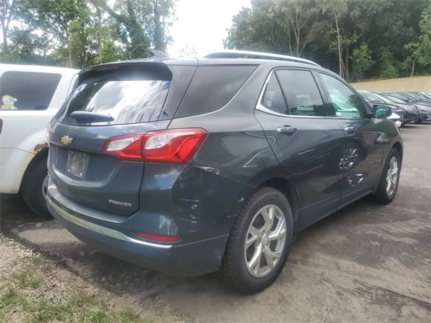 2019 Chevrolet Equinox Premier photo 1