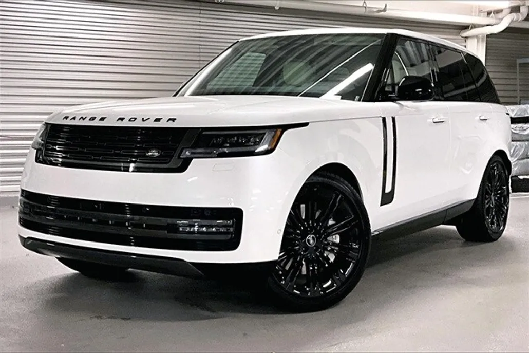 2025 Land Rover Range Rover SE photo 1