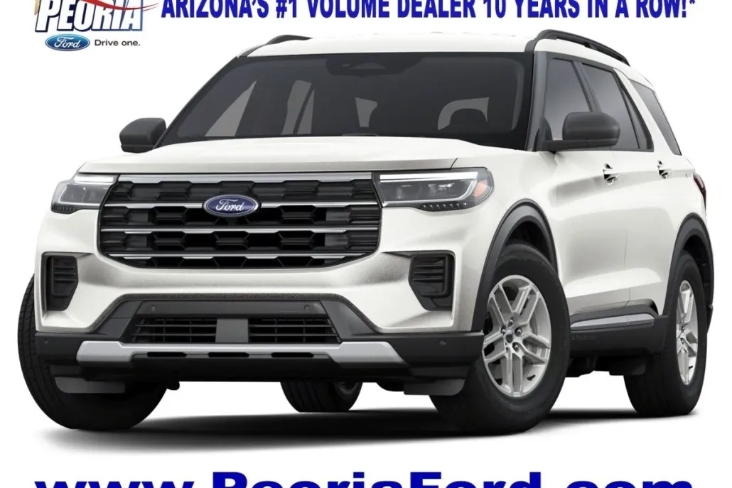 2025 Ford Explorer photo 1