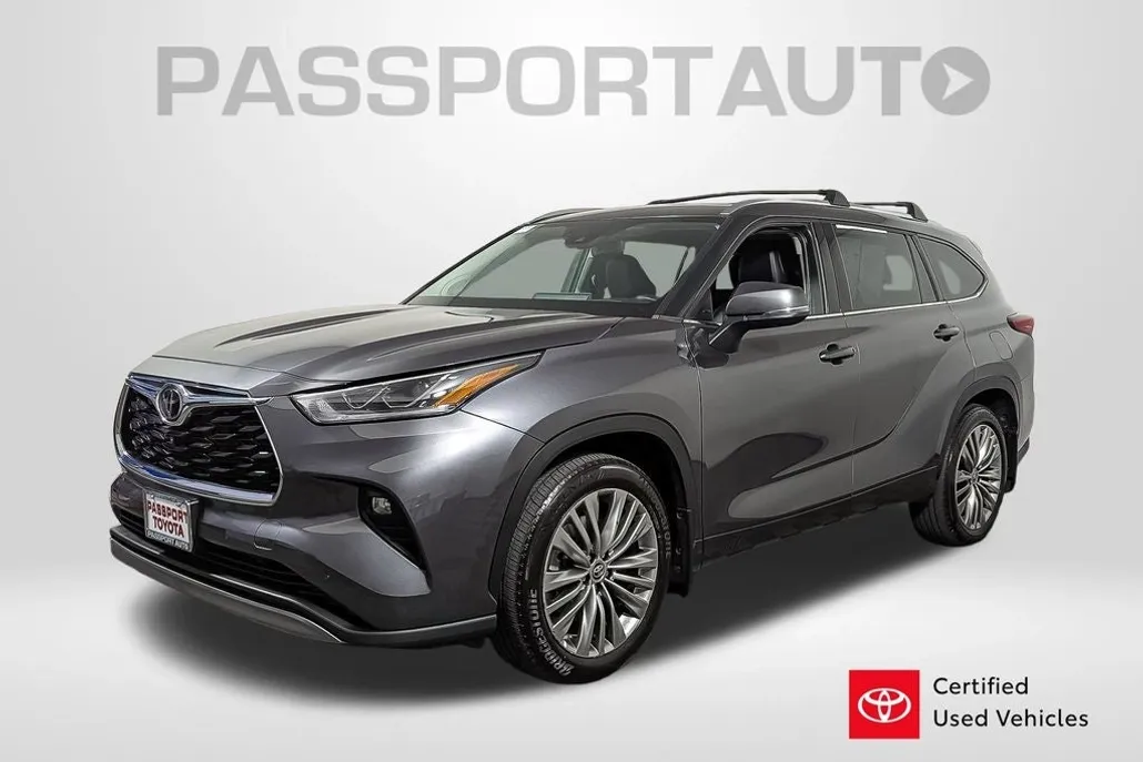 2022 Toyota Highlander Platinum photo 1