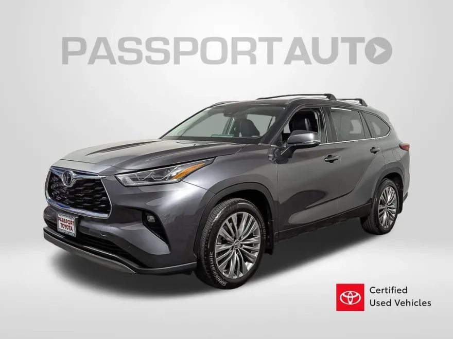 2022 Toyota Highlander Platinum photo 1