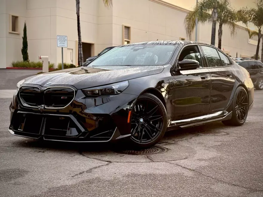 2026 Bmw M5 Sedan 5 photo 1