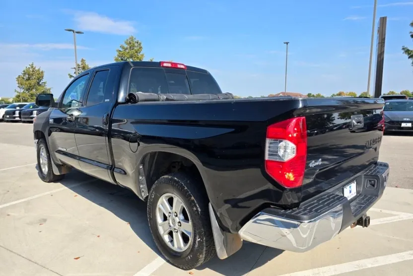 2016 Toyota Tundra TRD Pro photo 1