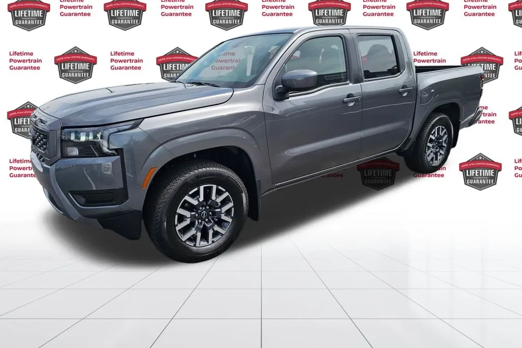 2026 Nissan Frontier SV photo 1