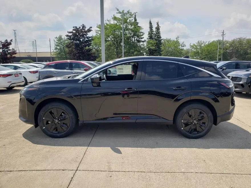 2025 Nissan Murano SV photo 1