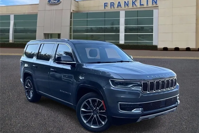 2023 Jeep Wagoneer Series III photo 1