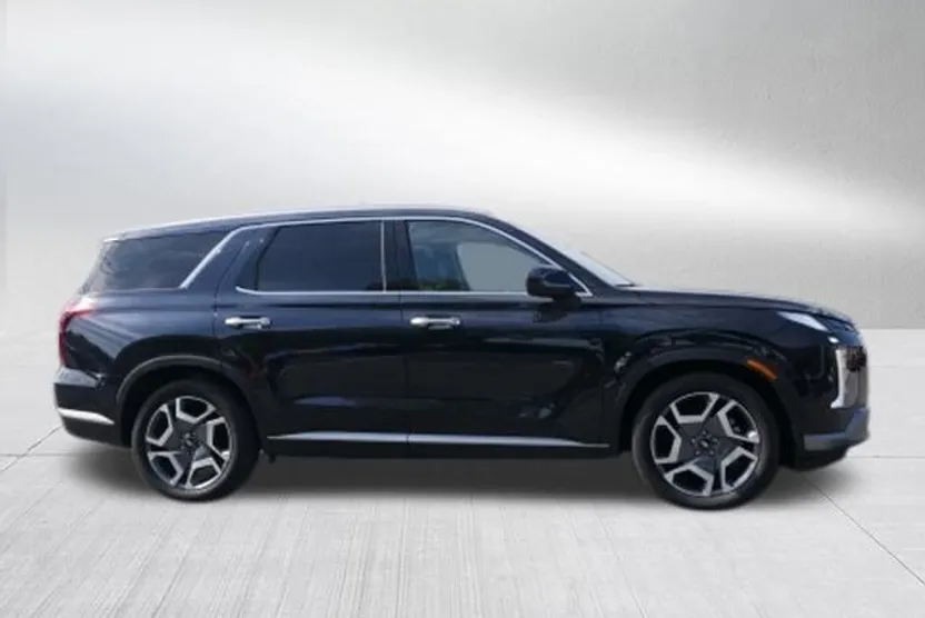 2024 Hyundai Palisade SEL photo 1