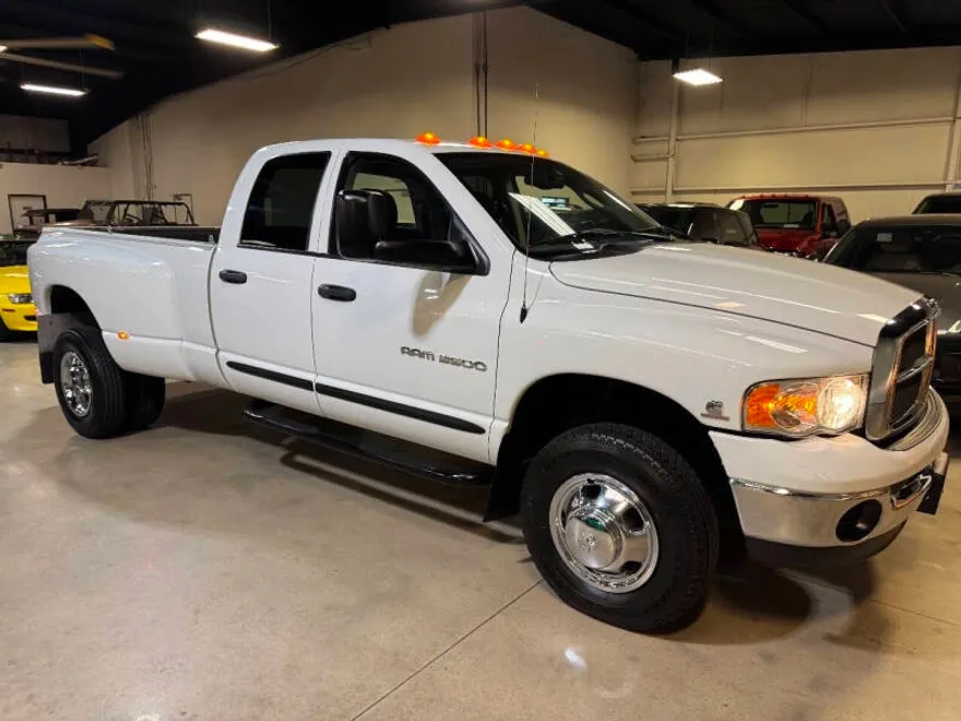 2003 Dodge Ram 3500 SLT photo 1