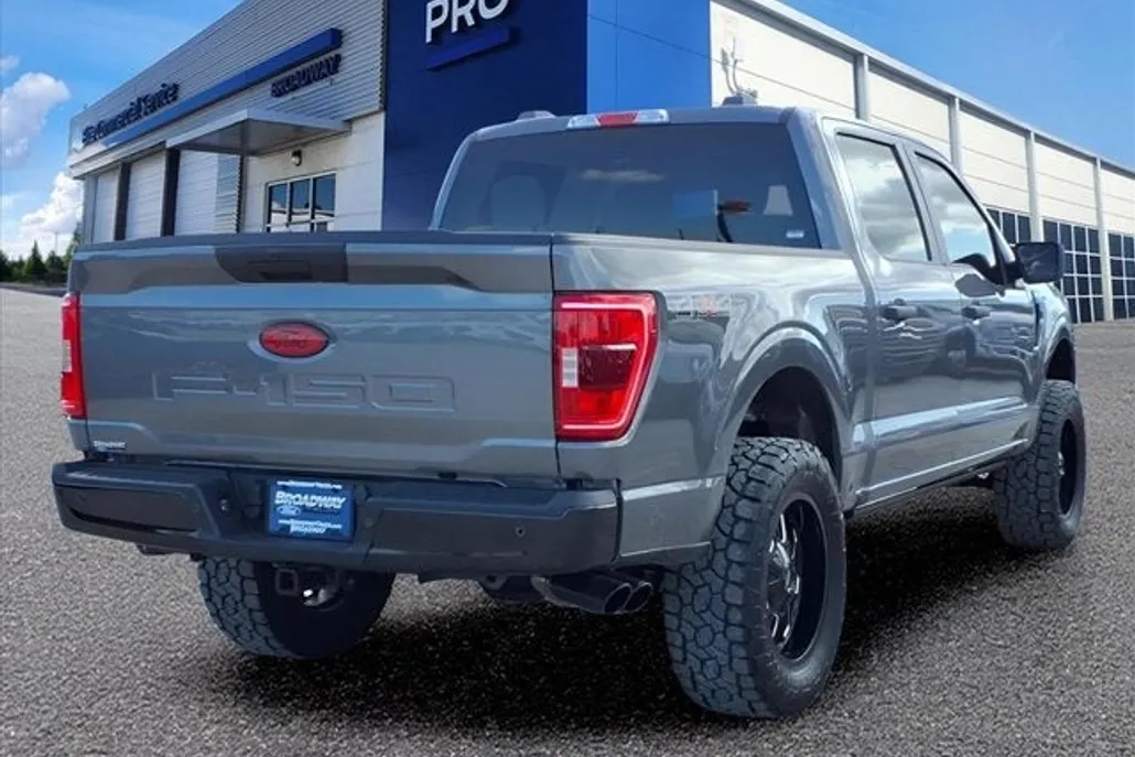 2023 Ford F-150 photo 1