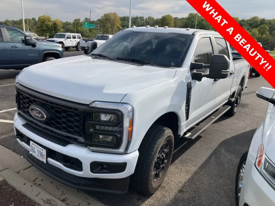 2023 Ford F-250 photo 1