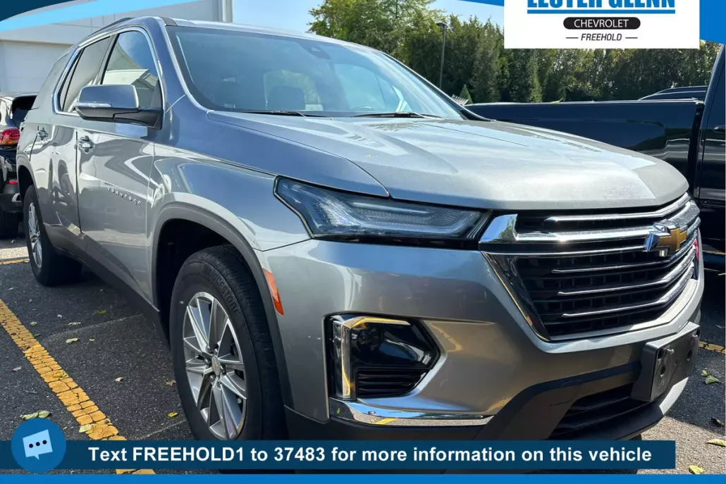 2023 Chevrolet Traverse Leather photo 1