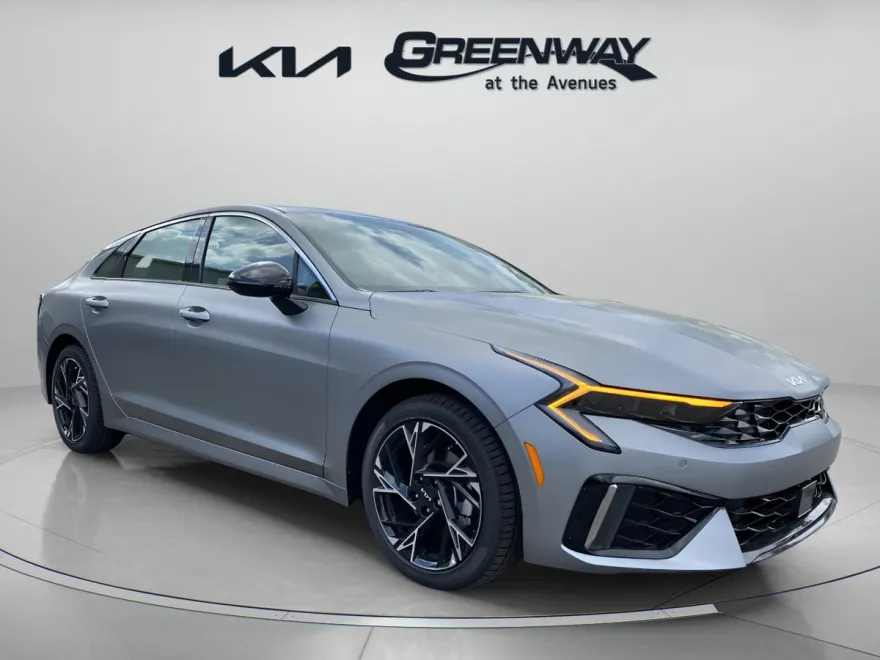 2025 Kia K5 GT-Line photo 1