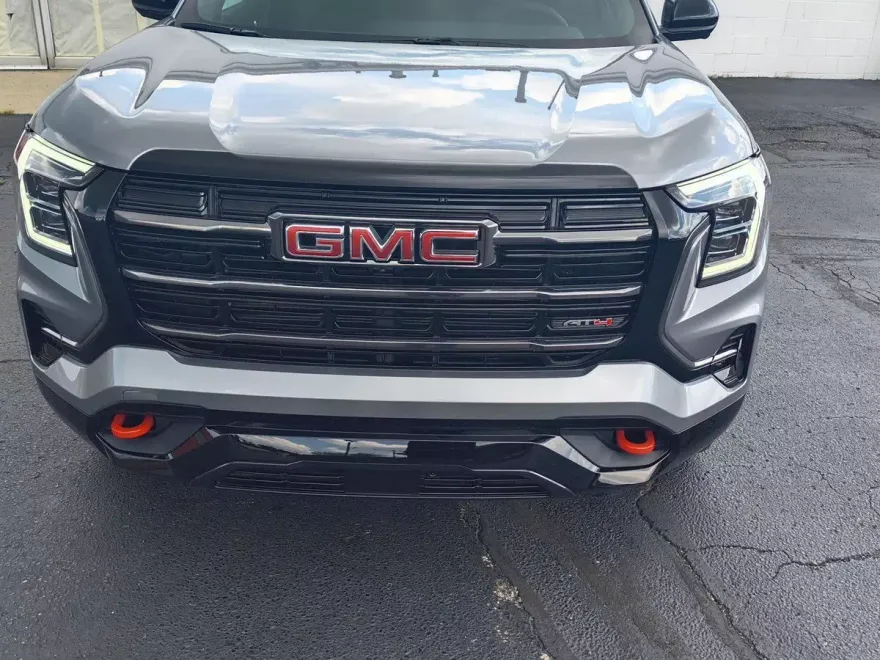 2026 Gmc Terrain AT4 photo 1