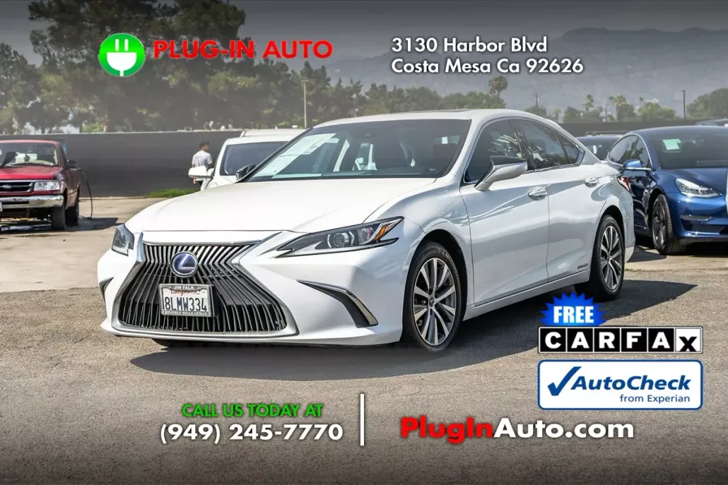2019 Lexus ES 300h photo 1