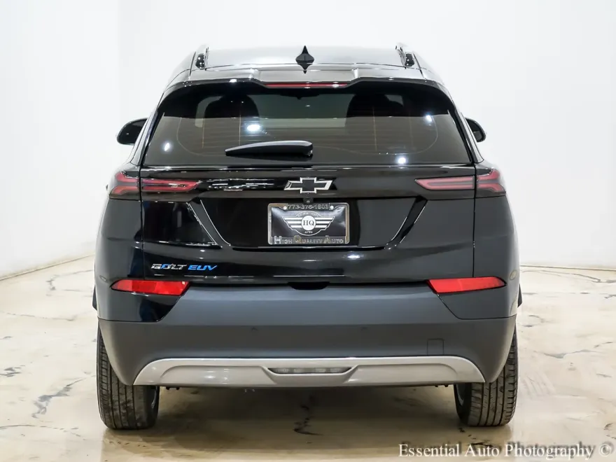 2023 Chevrolet Bolt EV 1LT photo 1