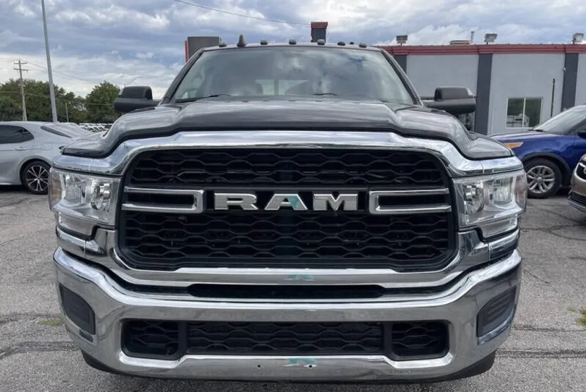 2020 Ram 2500 Tradesman photo 1
