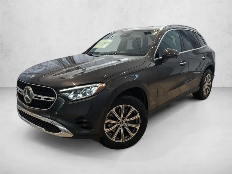 2025 Mercedes Benz GLC 300 4MATIC photo 1