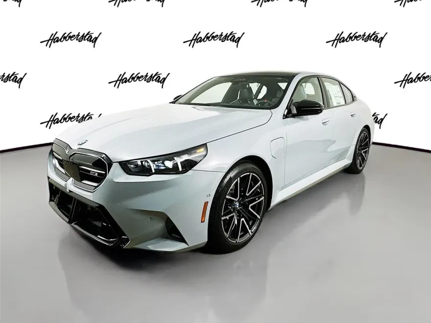 2026 Bmw M5 5 photo 1
