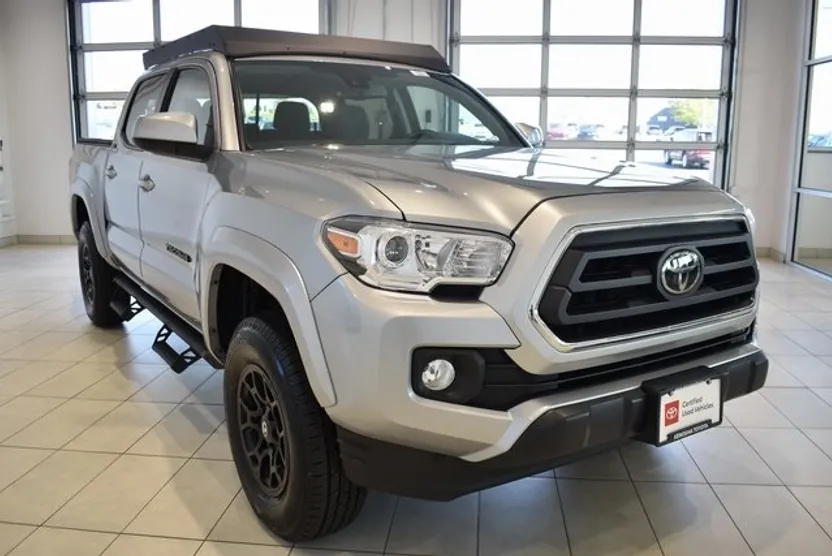 2022 Toyota Tacoma SR5 photo 1