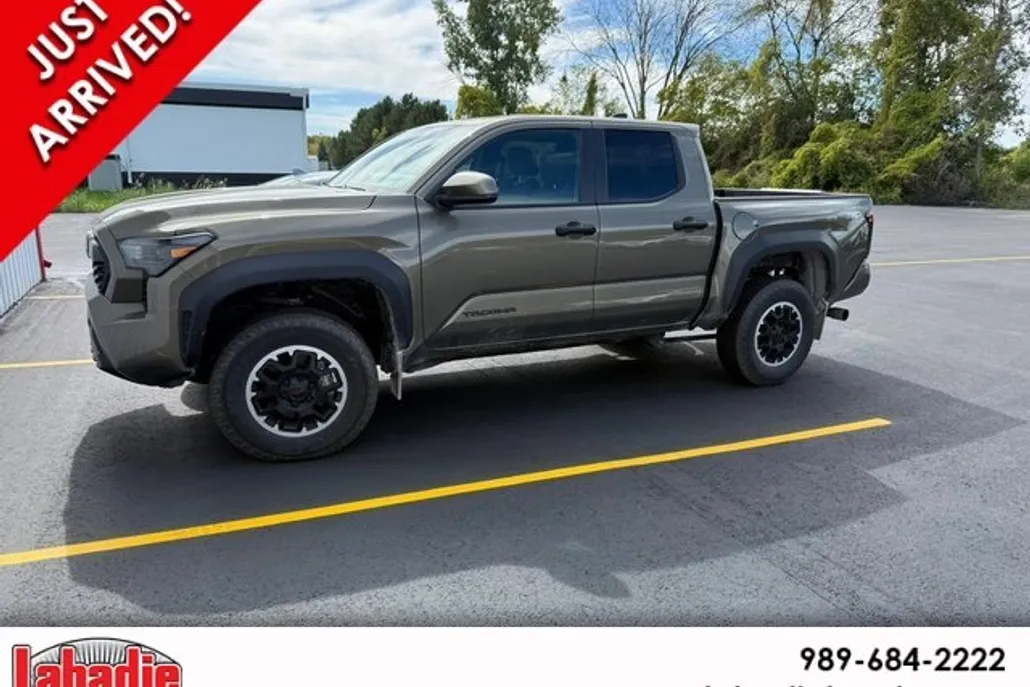 2024 Toyota Tacoma TRD photo 1