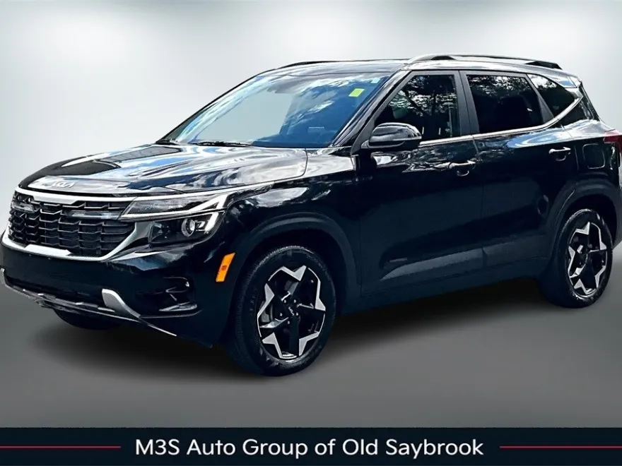 2024 Kia Seltos EX photo 1