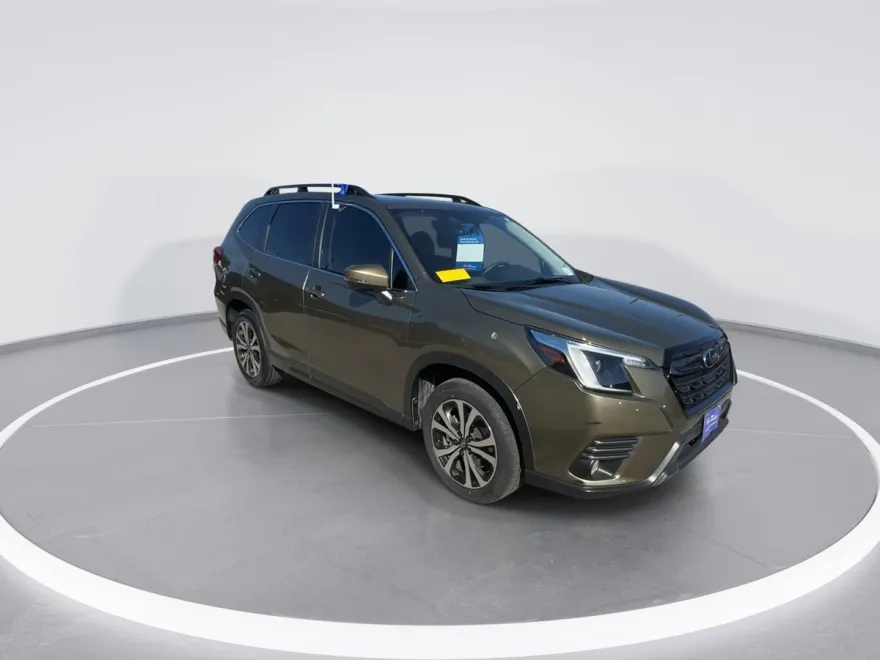 2022 Subaru Forester Limited photo 1