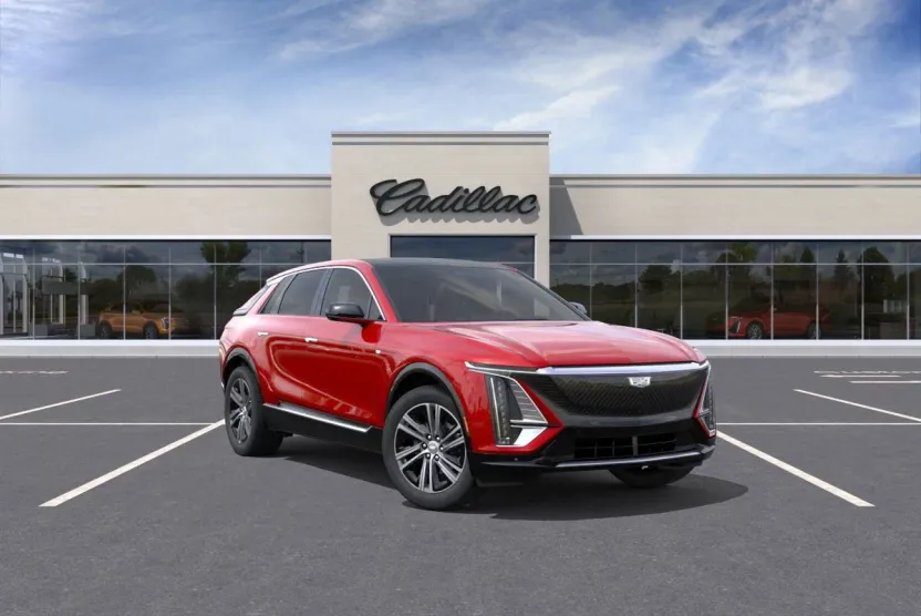 2025 Cadillac Lyriq Luxury photo 1
