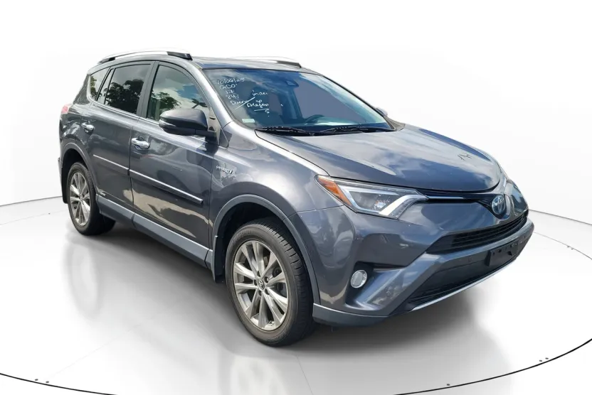 2016 Toyota RAV4 Hybrid Limited photo 1