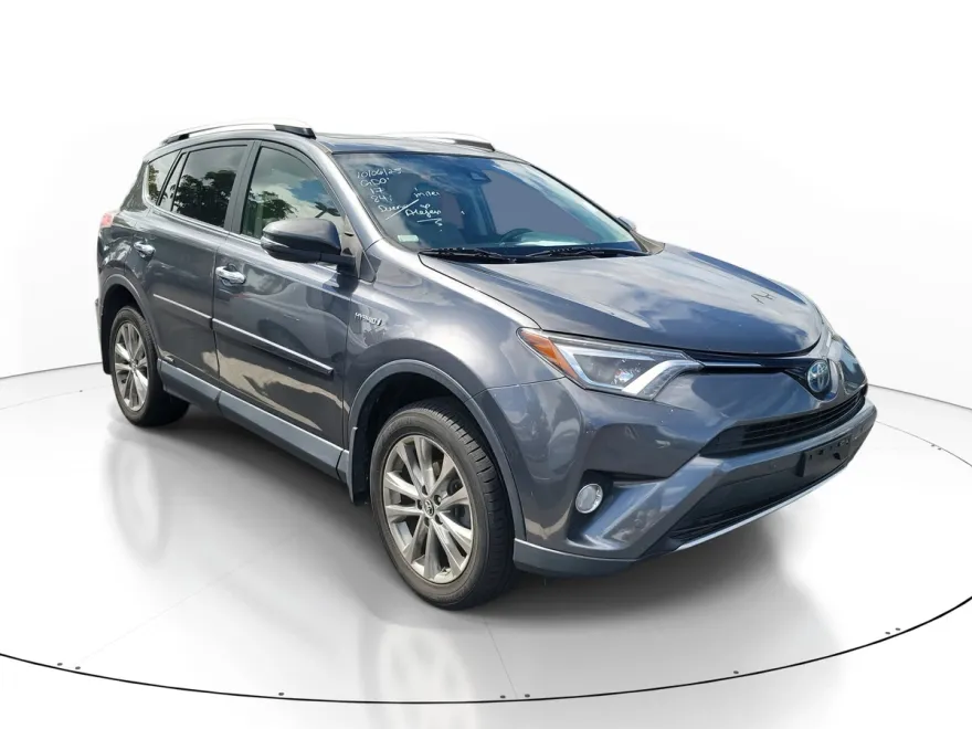 2016 Toyota RAV4 Hybrid Limited photo 1