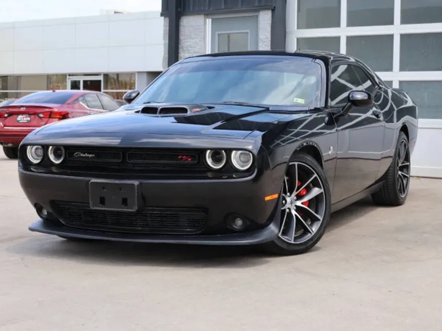 2018 Dodge Challenger 392 Scat Pack Shaker photo 1