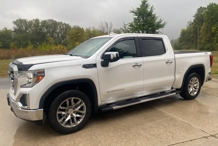 2019 Gmc Sierra 1500 SLT photo 1