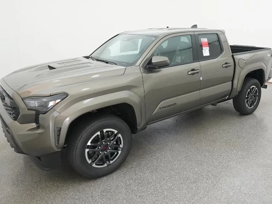 2025 Toyota Tacoma TRD Sport Double Cab photo 1