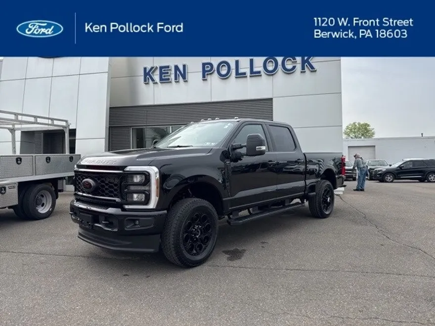 2025 Ford F-250 photo 1