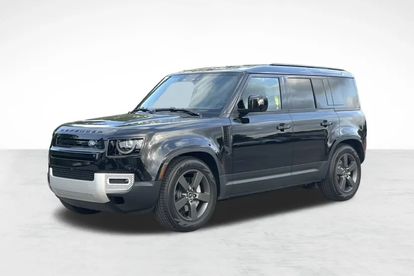 2025 Land Rover Defender S photo 1