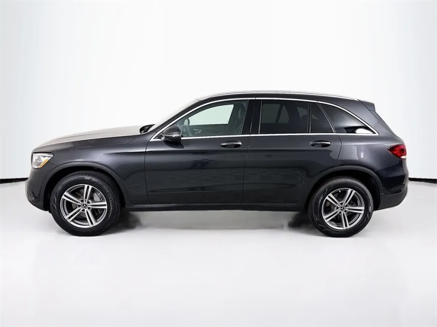 2022 Mercedes Benz GLC 300 photo 1